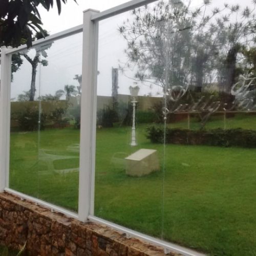 muro-de-vidro-com-aluminio